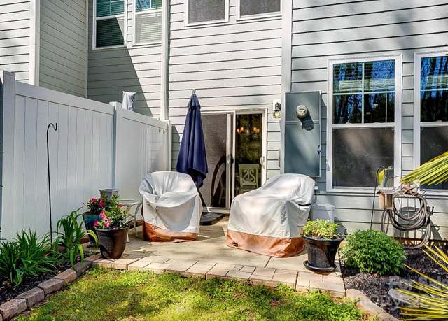 Property at 1066 Chicory Trce, Lake Wylie, SC 29710, 3 beds, 2.5 baths