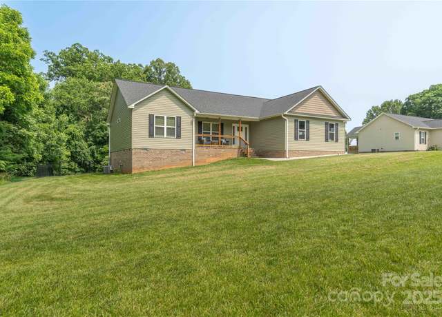 Property at 198 Anita Ln, Lexington, NC 27295, 3 beds, 2 baths