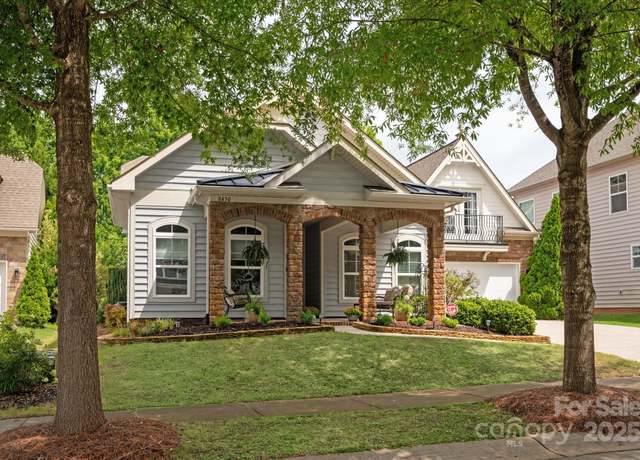 Property at 8430 Fairlight Dr, Waxhaw, NC 28173, 4 beds, 3 baths