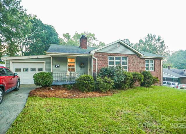 Property at 142 Wilson St NE, Concord, NC 28025, 4 beds, 2 baths