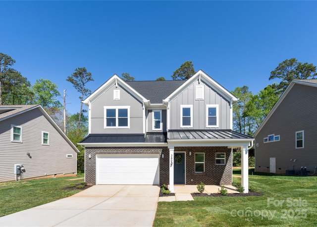 Property at 3895 12th St NE, Hickory, NC 28601, 4 beds, 3.5 baths
