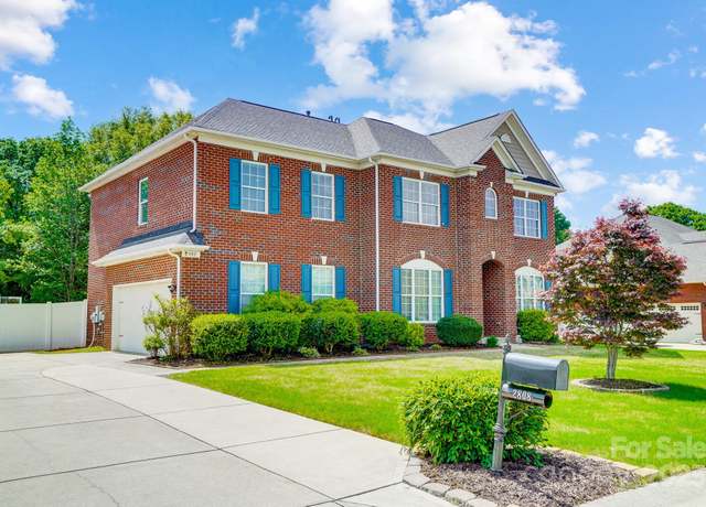 Property at 2808 Park Ridge Blvd, Rock Hill, SC 29732, 5 beds, 3 baths