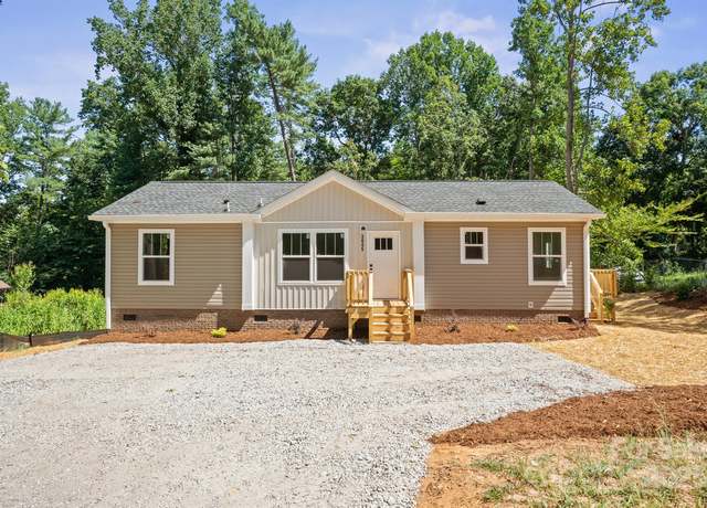 Property at 3045 8th Ave SE, Conover, NC 28613, 3 beds, 2 baths