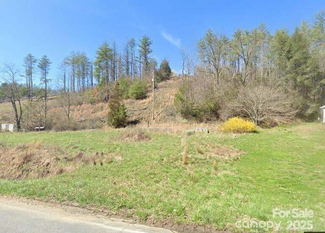 Property at 683 Oak Grove Rd, Marshall, NC 28753