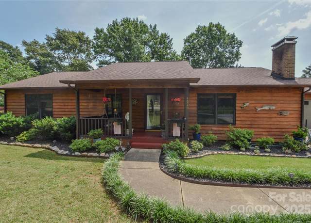 Property at 4920 Surfwood Dr, Sherrills Ford, NC 28673, 3 beds, 2 baths