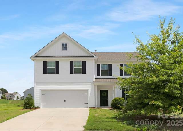 Property at 4044 Beacon Ave #152, Monroe, NC 28110, 4 beds, 2.5 baths