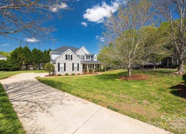 Property at 2004 Ptarmigan Ct, Waxhaw, NC 28173, 5 beds, 3 baths