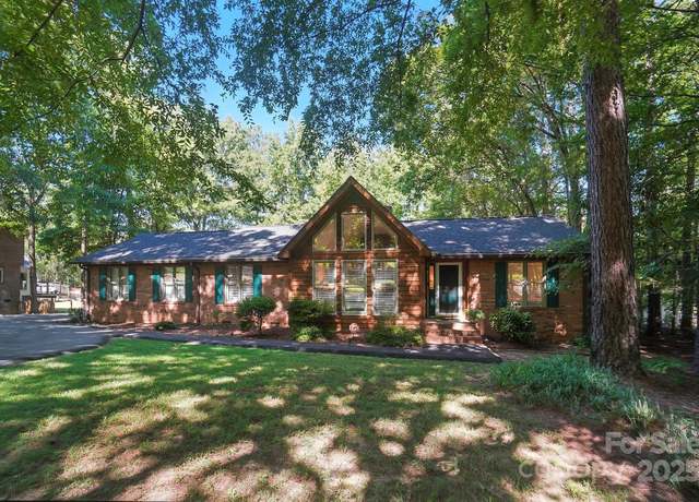 Property at 3618 Griffith Rd, Monroe, NC 28112, 3 beds, 2 baths