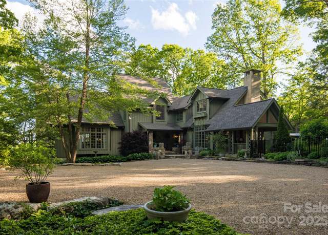 Property at 362 Wonderland Trl, Blowing Rock, NC 28605, 3 beds, 4.5 baths