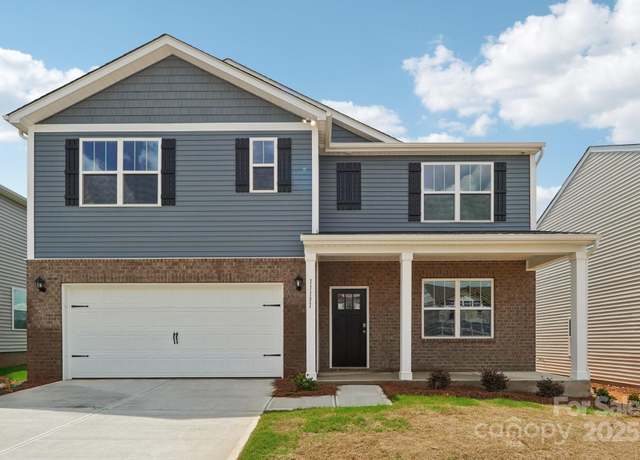 Property at 11131 Cardinal Creek Ave, Charlotte, NC 28215, 5 beds, 3 baths