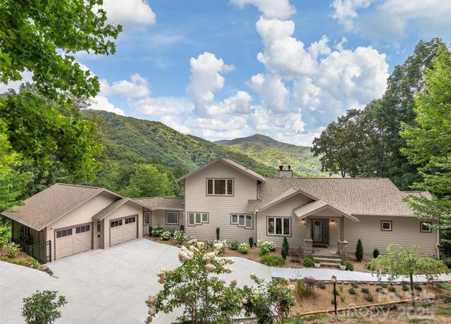 Property at 37 Enclave Dr, Waynesville, NC 28786, 3 beds, 4.5 baths