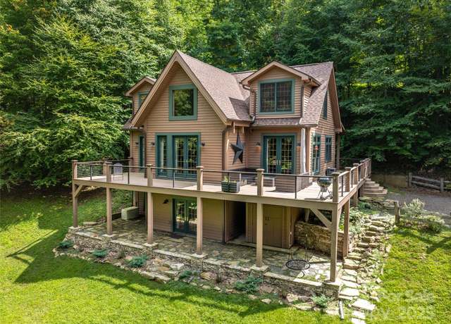 Property at 128 Hadleigh Way, Burnsville, NC 28714, 3 beds, 3.5 baths