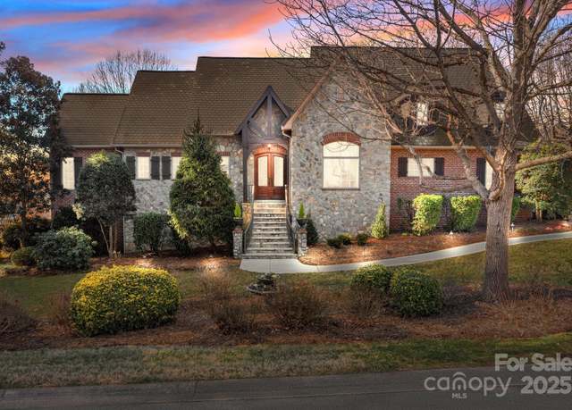 Property at 8034 Bay Pointe Dr, Denver, NC 28037, 5 beds, 4 baths