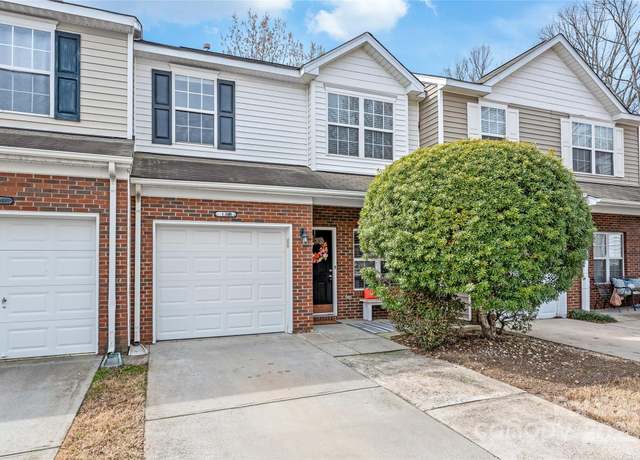 Property at 130 Clydesdale Ct, Matthews, NC 28104, 3 beds, 2.5 baths