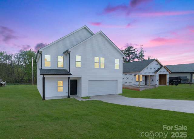 Property at 1041 Secor St, Statesville, NC 28677, 3 beds, 2.5 baths