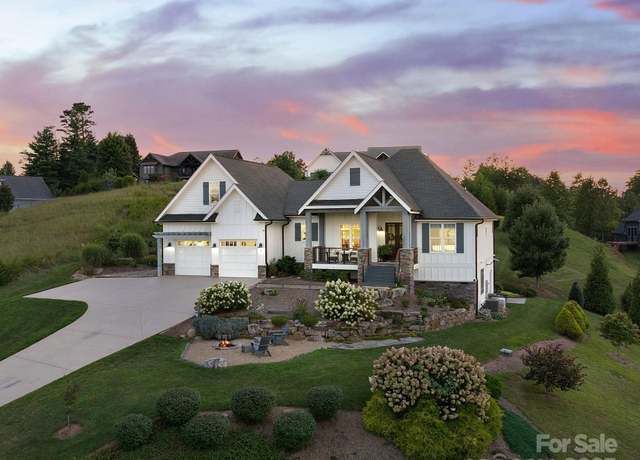 Property at 11 Gracie Ln, Weaverville, NC 28787, 3 beds, 2 baths
