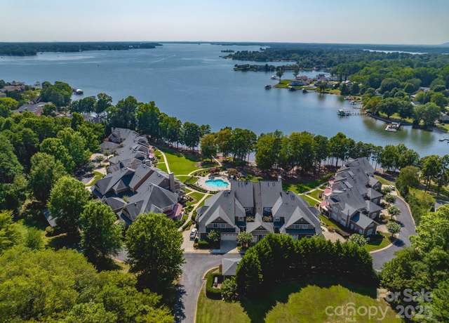 Property at 101 N Cove Key Ln, Mooresville, NC 28117, 4 beds, 4.5 baths