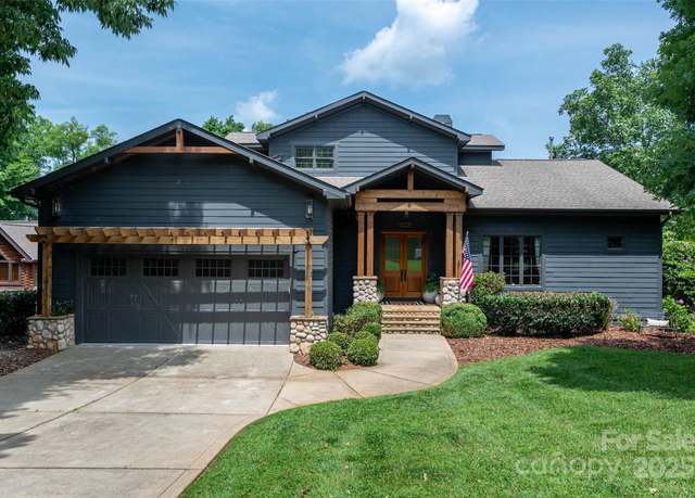 Property at 7221 High Point Ct, Charlotte, NC 28278, 5 beds, 4.5 baths