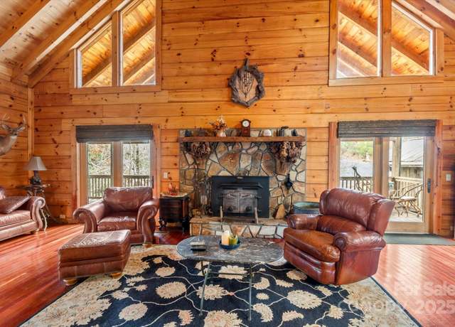 Property at 1694 Humpback Mountain Rd, Spruce Pine, NC 28777, 2 beds, 1.5 baths