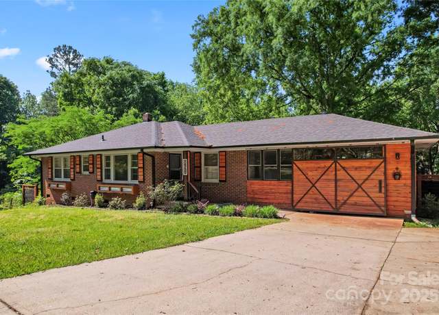 Property at 851 Gist Rd, Rock Hill, SC 29732, 3 beds, 2 baths