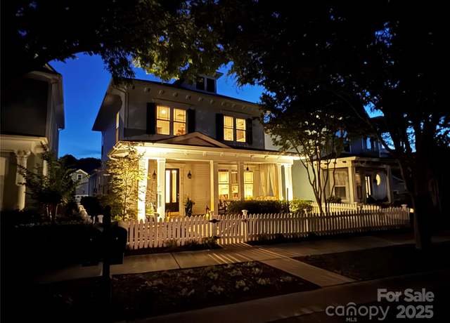 Property at 330 Horton Grove Rd, Fort Mill, SC 29715, 3 beds, 2.5 baths