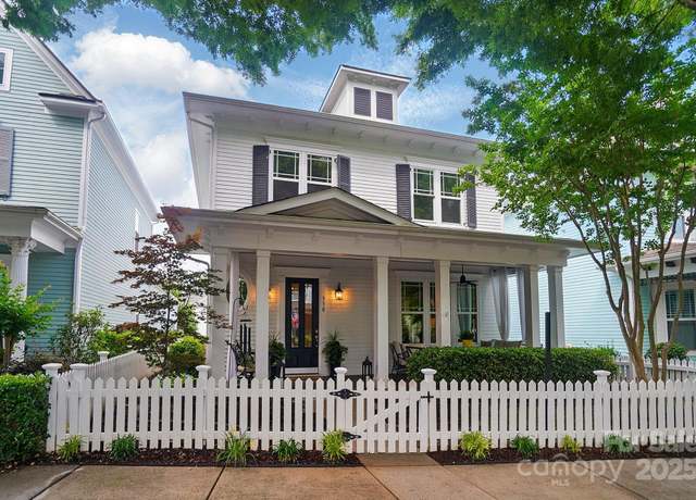 Property at 330 Horton Grove Rd, Fort Mill, SC 29715, 3 beds, 2.5 baths