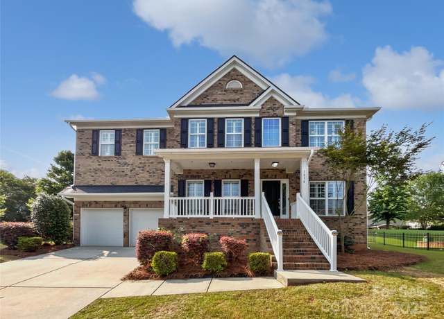 Property at 1090 Mclaren Dr, Belmont, NC 28012, 5 beds, 3 baths