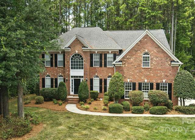 Property at 205 Beech Bluff Dr, Mount Holly, NC 28120, 4 beds, 3.5 baths