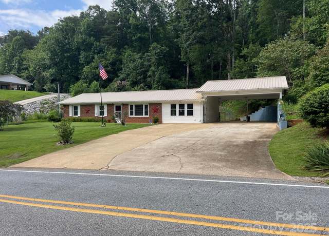 Property at 2534 Nix Creek Rd, Marion, NC 28752, 3 beds, 1 bath
