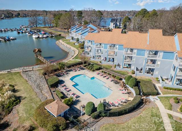 Property at 1008 Southwest Dr #8, Davidson, NC 28036, 3 beds, 3 baths