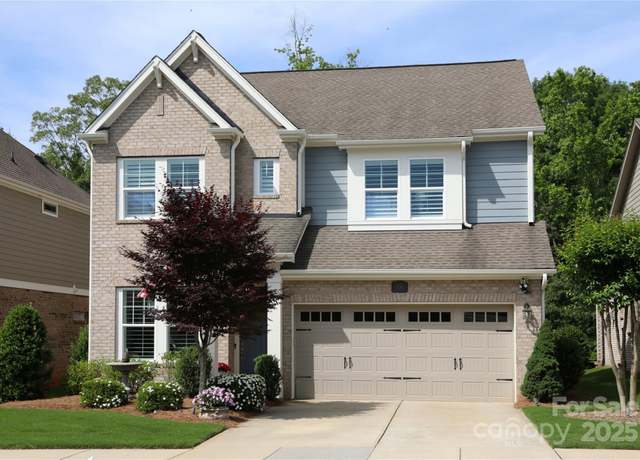 Property at 914 Greenbridge Dr, Matthews, NC 28105, 3 beds, 3.5 baths