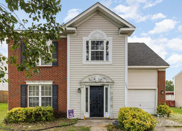Property at 726 Aberdeen Glen Pl, Charlotte, NC 28214, 3 beds, 2.5 baths