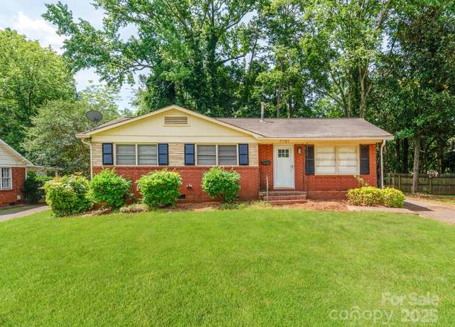 Property at 7101 Ridgebrook Dr, Charlotte, NC 28210, 3 beds, 1.5 baths
