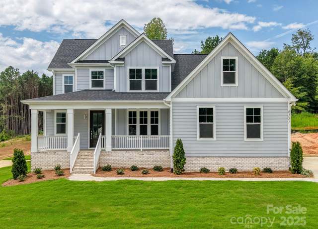 Property at 4251 Candlewood Dr, Sherrills Ford, NC 28673, 4 beds, 3.5 baths