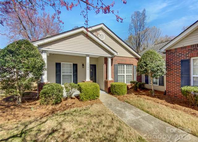Property at 2924 Zion Renaissance Ln, Charlotte, NC 28269, 2 beds, 2 baths