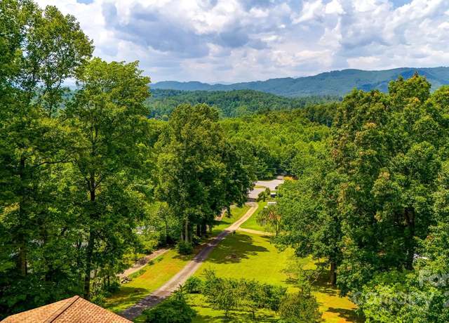 Property at 2196 Uphill Ln, Lenoir, NC 28645, 3 beds, 2 baths