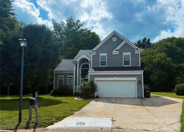 Property at 13832 Queenswater Ln, Charlotte, NC 28273, 3 beds, 2.5 baths