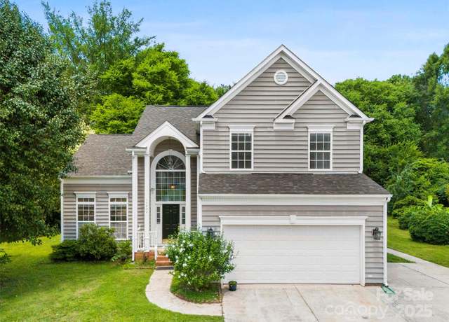 Property at 13832 Queenswater Ln, Charlotte, NC 28273, 3 beds, 2.5 baths