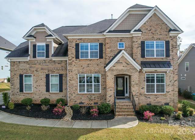 Property at 10881 Greenvale Dr, Harrisburg, NC 28075, 5 beds, 4.5 baths