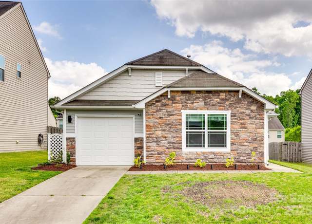 Property at 2810 Berry Creek Rd, Charlotte, NC 28214, 3 beds, 2 baths