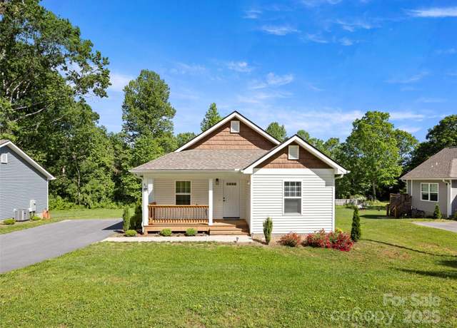 Property at 87 Markley Dr, Flat Rock, NC 28731, 3 beds, 2 baths