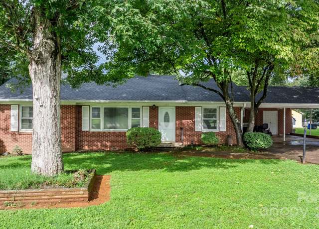 Property at 1106 3rd Street Dr SE, Conover, NC 28613, 3 beds, 2 baths