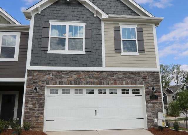 Property at 3156 Lilac Grove Dr, Charlotte, NC 28269, 3 beds, 2.5 baths