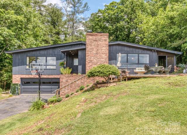 Property at 109 Joe Teague Rd, Hickory, NC 28601, 4 beds, 3 baths