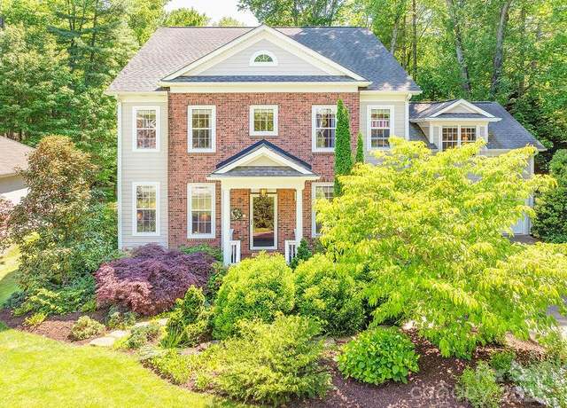 Property at 224 Fennel Dun Cir, Biltmore Lake, NC 28715, 5 beds, 4 baths