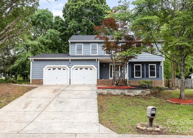 Property at 2112 Flint Glenn Ln, Charlotte, NC 28262, 4 beds, 2.5 baths