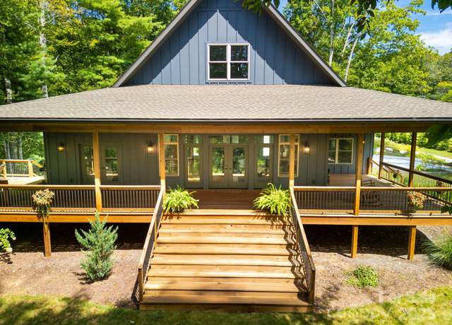 Property at 628 Brush Creek Rd, Fairview, NC 28730, 3 beds, 2.5 baths