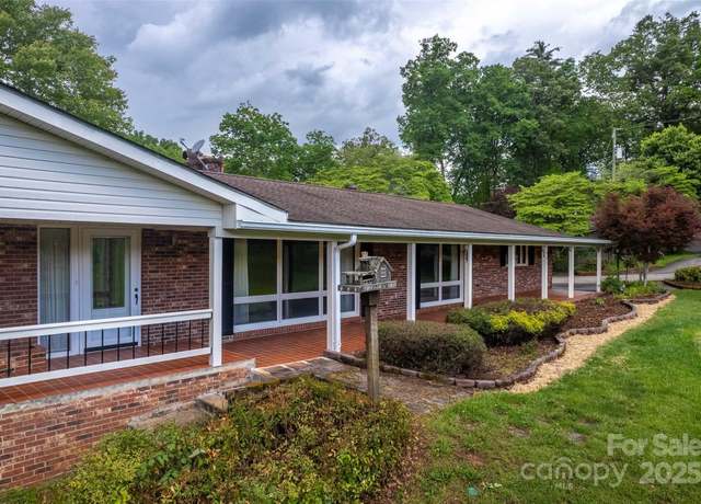 Property at 331 Ela Heights Rd, Whittier, NC 28789, 4 beds, 3 baths