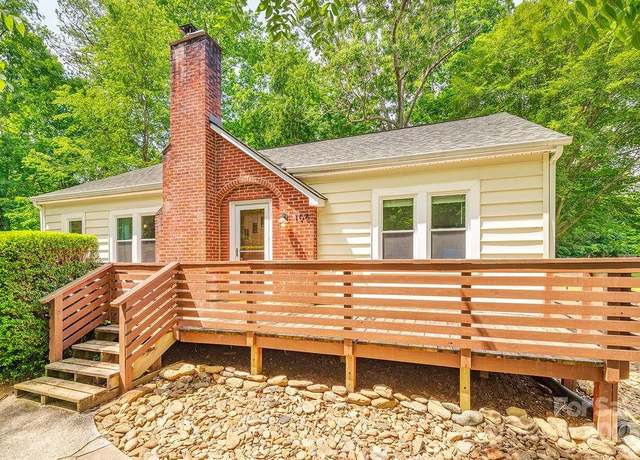 Property at 106 Shelburne Rd, Asheville, NC 28806, 3 beds, 1.5 baths