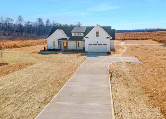 Property at 520 Shoal Rd, Lincolnton, NC 28092, 3 beds, 2 baths